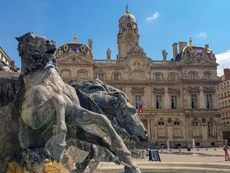 Otobüs İle Büyük Avrupa Masalı Eskişehir - Ankara Hareketli